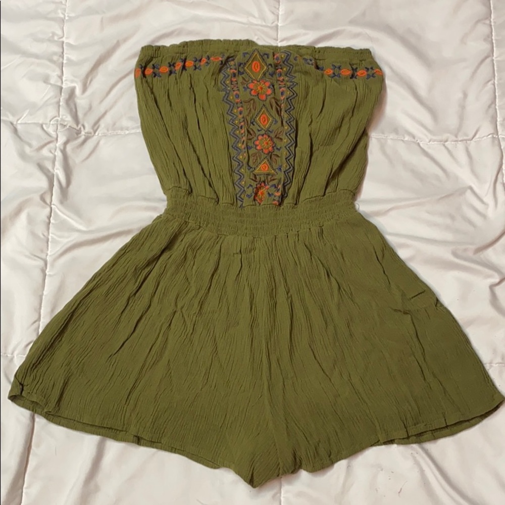 Green strapless romper